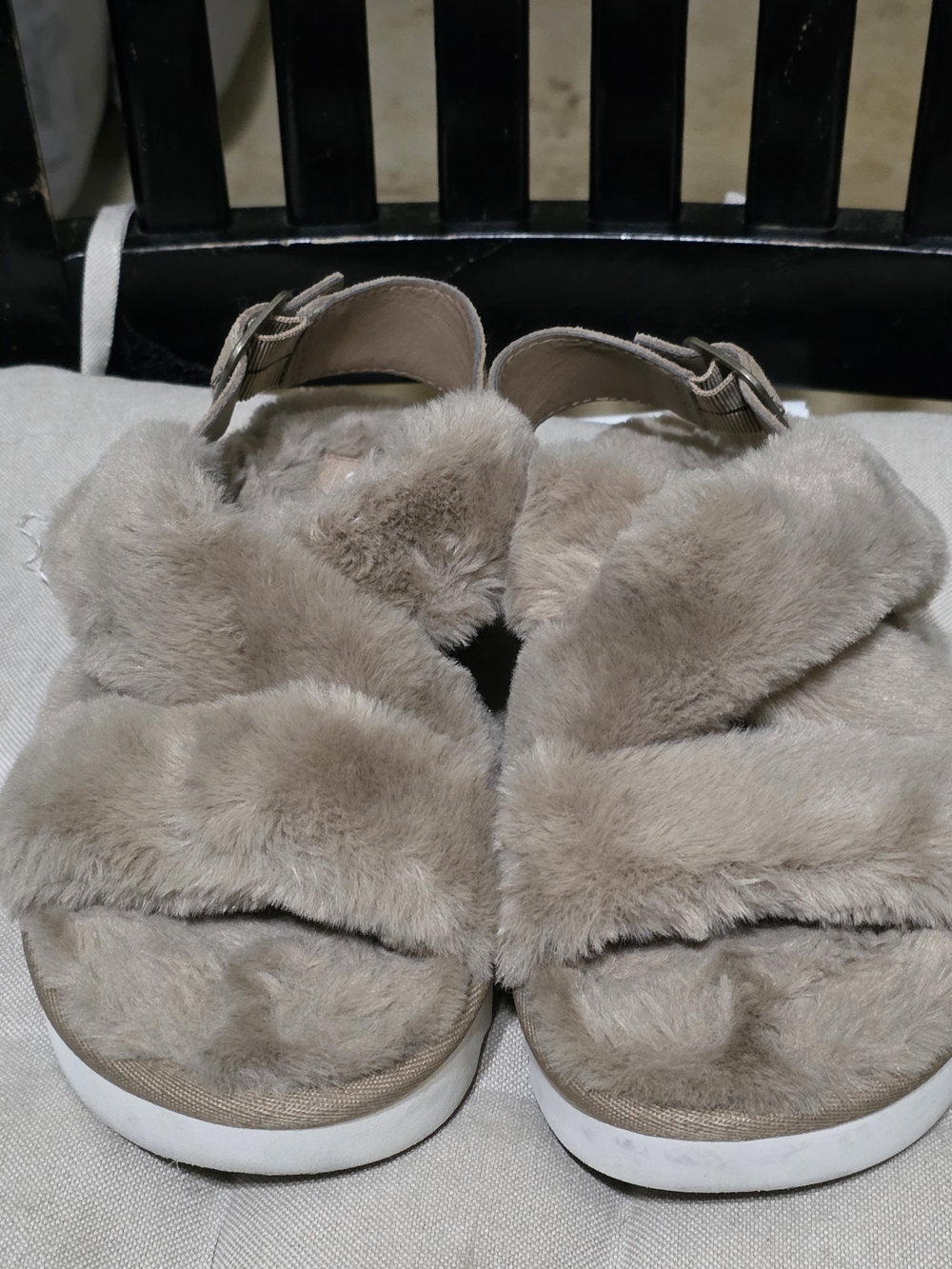Faux Fur Taupe Women's Slide Sandals Used Size 6